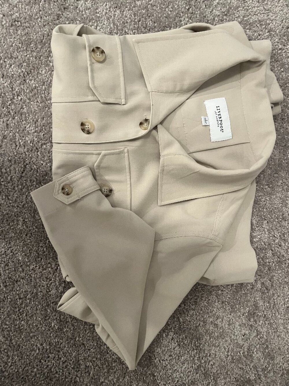 Liverpool Button down Jacket, size L - Picture 3 of 5